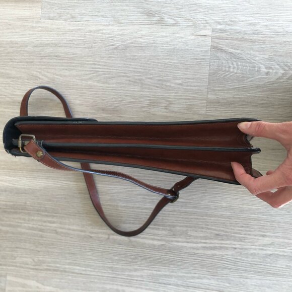 Urban Outfitters | Kimchi Blue | Brown Messenger Bag - Picture 10 of 15